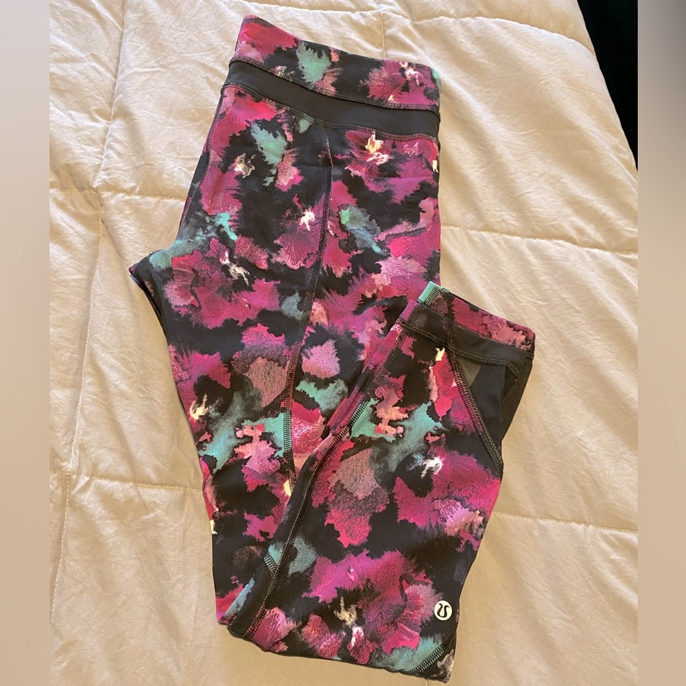 Lululemon Run Inspire Tight II - Black Floral - Size 10
